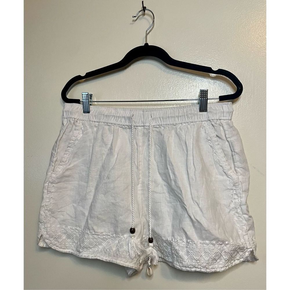 Rachel Zoe white 100% linen embroidered shorts size L